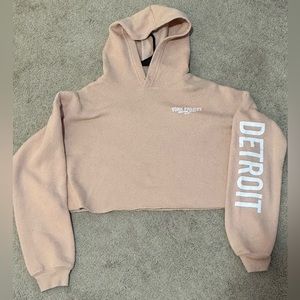 Pink Crop Top Hoodie by York Project: Stylish and Comfortable Streetwear